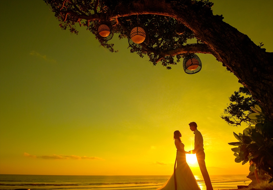 バリ島ビーチ・フォトウェディング　ザ・スミニャック・ビーチ・リゾート＆スパ